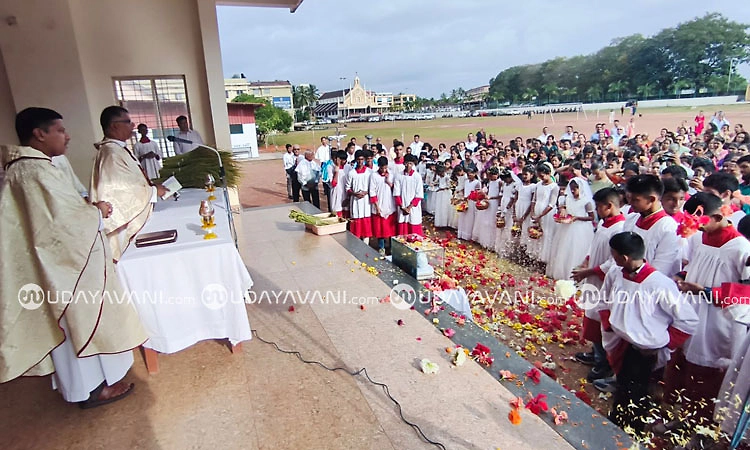 ಶಿರ್ವ ಆರೋಗ್ಯ ಮಾತಾ ದೇವಾಲಯದಲ್ಲಿ ಸಂಭ್ರಮದ ತೆನೆ ಹಬ್ಬ