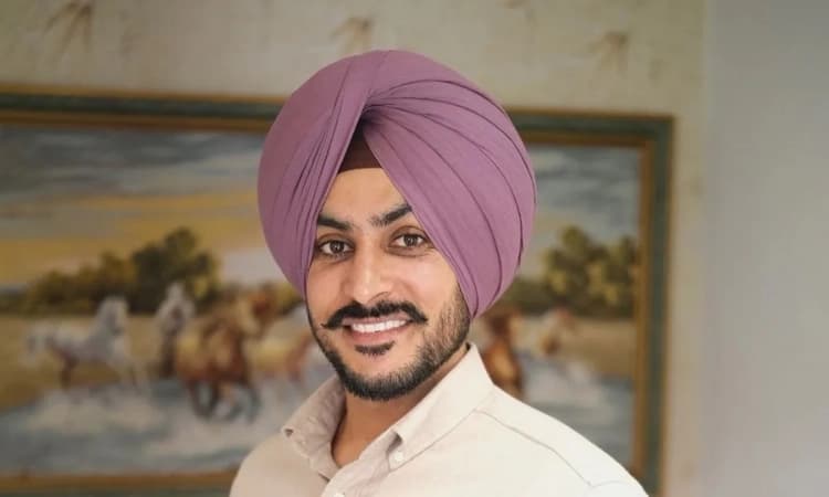 Punjabi singer Rajvir Jawanda dies 11 days after road accident