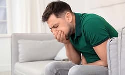 Uppala: ಆಹಾರ ಸೇವಿಸುತ್ತಿದ್ದಾಗ ರಕ್ತವಾಂತಿ: ಯುವಕ ಸಾ*ವು