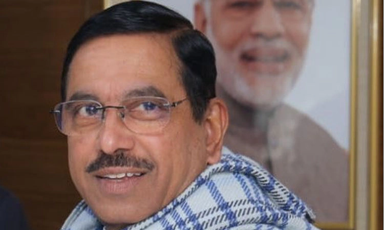 ಪಶ್ಚಿಮ ಬಂಗಾಳಕ್ಕೂ ಬಾಬ್ರಿ ಮಸೀದಿಗೂ ಏನು ಸಂಬಂಧ?: ಪ್ರಹ್ಲಾದ್‌ ಜೋಶಿ