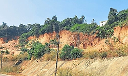 Mangaluru: ಕೆತ್ತಿಕಲ್‌; ತಡೆಗೋಡೆ ಕಾಮಗಾರಿ ಆರಂಭ