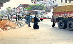 Surathkal ಜಂಕ್ಷನ್‌: ರಸ್ತೆ ದಾಟುವುದೇ ಅಪಾಯಕಾರಿ