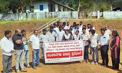 ಶಿಕ್ಷಕರ ಕೊರತೆ... ಮುಚ್ಚುವ ಹಂತಕ್ಕೆ ತಲುಪಿದ ಬಾಳೂರು ಸರ್ಕಾರಿ ಶಾಲೆ! ಪ್ರತಿಭಟನೆ