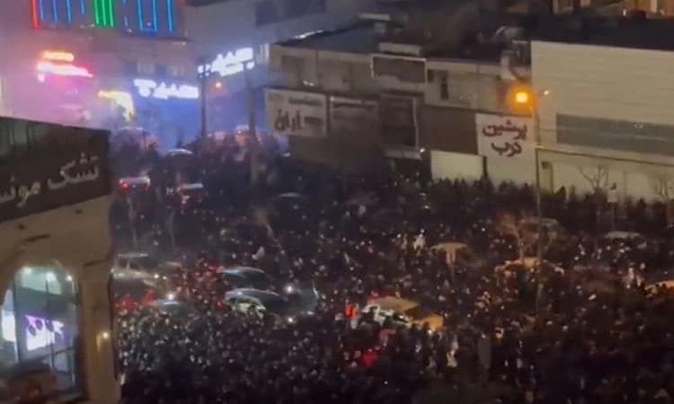 Iran; ಖಮೇನಿ ವಿರೋಧಿ ಪ್ರತಿಭಟನೆ ಉಲ್ಬಣ: ಇರಾನ್‌ನಾದ್ಯಂತ ಇಂಟರ್ನೆಟ್ ಸ್ಥಗಿತ