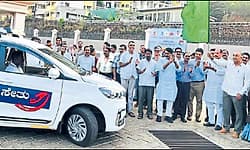 Mangaluru: ಸಂಚಾರಿ ಆರೋಗ್ಯ ವಾಹನ: ಸಚಿವ ಗುಂಡೂರಾವ್‌ ಚಾಲನೆ