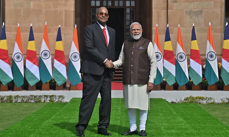 India announces USD 175 million economic package to Seychelles