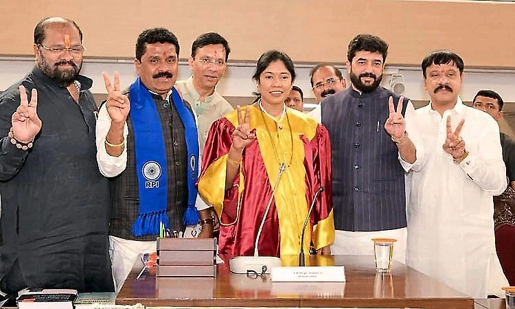BJP’s Manjusha Nagpure elected unopposed Pune mayor, Wadekar deputy