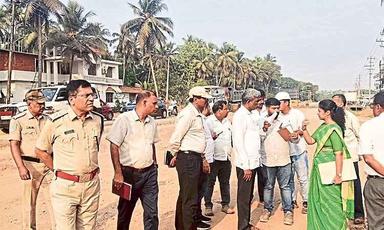 ಉಡುಪಿ: ಕರಾವಳಿ ಜಂಕ್ಷನ್‌ನಿಂದ ಕಲ್ಮಾಡಿ ರಾ.ಹೆ. ಭಾಗ: ಸಂಸದರಿಂದ ಕಾಮಗಾರಿ ವೀಕ್ಷಣೆ