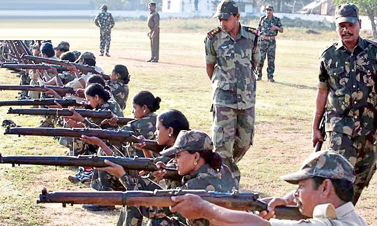 ಛತ್ತೀಸ್‌ಗಢ ಪೊಲೀಸರಿಗೆ ಮಾಜಿ ನಕ್ಸಲರಿಂದ  ತರಬೇತಿ! 