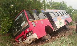 KSRTC bus axle breaks: Major disaster averted; 45 passengers safe!