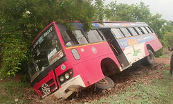 ಕೆಎಸ್‌ಆರ್‌ಟಿಸಿ ಬಸ್ಸಿನ ಆ್ಯಕ್ಸಲ್ ಕಟ್: ತಪ್ಪಿದ ಭಾರಿ ಅನಾಹುತ; 45 ಪ್ರಯಾಣಿಕರು ಪಾರು!