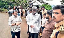 ಆಗುಂಬೆ ಘಾಟಿ ರಸ್ತೆ ವೀಕ್ಷಿಸಿದ ಸಂಸದ ಕೋಟ ಶ್ರೀನಿವಾಸ ಪೂಜಾರಿ