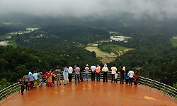Public entry to Madikeri's Raja Seat banned amid heavy rain, landslide risk