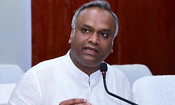 ರೈತ ಸಾಲ ಮನ್ನಾಕ್ಕೆ ಮೋದಿ ಹಣ ಕೊಡಲಿ: ಪ್ರಿಯಾಂಕ್‌ ಖರ್ಗೆ