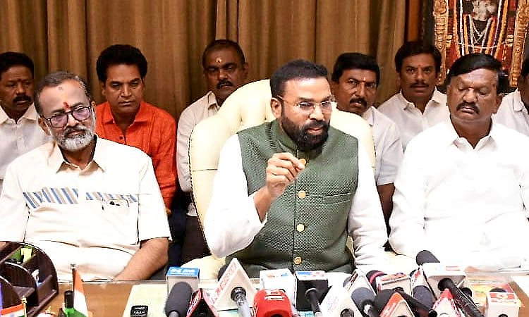 Horatti threatened and forced to sign resignation: Sriramulu alleges