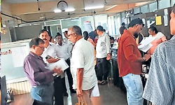 ಪಾಲಿಕೆ ಸಿಬ್ಬಂದಿ ಅನ್ಯಕೆಲಸದಲ್ಲಿ ಬ್ಯುಸಿ; ಇ-ಖಾತಾ ನೋಂದಣಿ ವಿಳಂಬ