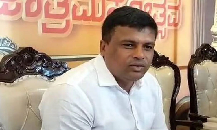 ಸಿಎಂ ಸೇರಿ 10 ಸಚಿವರ ಸ್ಟಿಂಗ್‌ಗೆ ಸುಪಾರಿ: ಗಣಿಗ