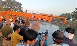 Davanagere: ಕೊರಗಜ್ಜ ದರ್ಶನ ಮುಗಿಸಿ ಬರುತ್ತಿದ್ದವರ ಕಾರು ನಾಲೆಗೆ!: ಇಬ್ಬರು ನೀರುಪಾಲು