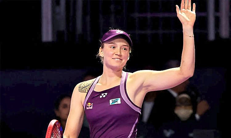 ಡಬ್ಲ್ಯುಟಿಎ ಫೈನಲ್ಸ್ ಎಲೆನಾ ರಿಬಾಕಿನಾಗೆ ಮೊದಲ ಪ್ರಶಸ್ತಿ