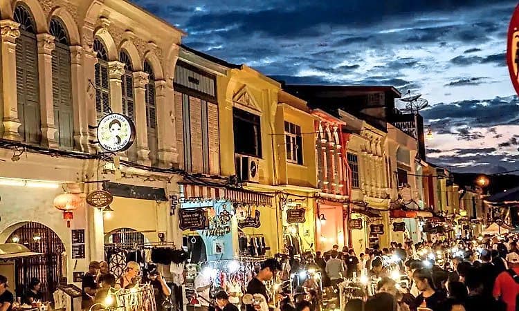 ಥಾಯ್ಲೆಂಡ್‌: ನಿಷೇಧಿತ ಜಾಗದಲ್ಲಿ ಮದ್ಯ ಸೇವನೆ ಮಾಡಿದರೆ 27500 ದಂಡ!