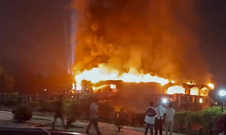 Goa nightclub fire: Owners Saurabh and Gaurav Luthra fled to Thailand after tragedy, say police