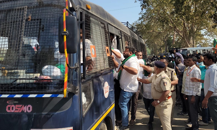 BJP leaders, farmers detained during march to Suvarna Vidhana Soudha in Karnataka