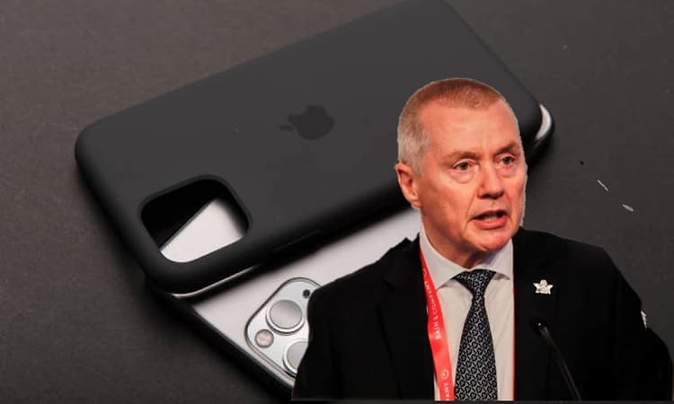 Apple will earn more selling iPhone cover than airlines transporting passenger: IATA chief