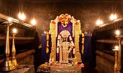 ದೇವರ ಪುಷ್ಪಾಲಂಕಾರ- ಅಲಂಕಾರದ ಫೋಟೋ ಆಲ್ಬಂ