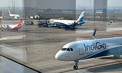 IndiGo 121 ವಿಮಾನಯಾನಗಳು ರದ್ದು