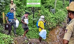 dharmasthala: ಕಾನೂನು ಸಲಹೆ ಪಡೆಯಲು ಎಸ್‌ಐಟಿಗೆ ನಿರ್ದೇಶನ; ಡಿ.26ಕ್ಕೆ ವಿಚಾರಣೆ ಮುಂದೂಡಿಕೆ