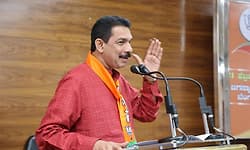 ಕನ್ನಡದ ಮೇಲೆ ಕಮ್ಯುನಿಸ್ಟ್‌ ಸರಕಾರದ ಪ್ರಹಾರ: ನಳಿನ್‌ ಕುಮಾರ್‌ ಕಟೀಲು