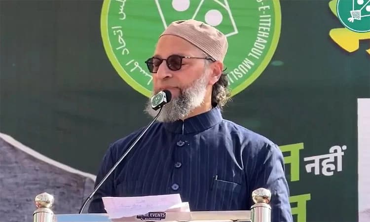 ಖಂಡಿತವಾಗಿಯೂ ಹಿಜಾಬ್ ಧರಿಸಿದ ಮಹಿಳೆ ದೇಶದ ಪ್ರಧಾನಿಯಾಗುತ್ತಾಳೆ: ಓವೈಸಿ