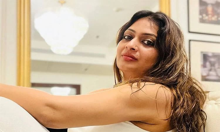 Toxic; ಹಾಟ್ ದೃಶ್ಯದ ಬಗ್ಗೆ ಆಕ್ಷೇಪ: ಸಮರ್ಥಿಸಿಕೊಂಡ ನಿರ್ದೇಶಕಿ ಗೀತು