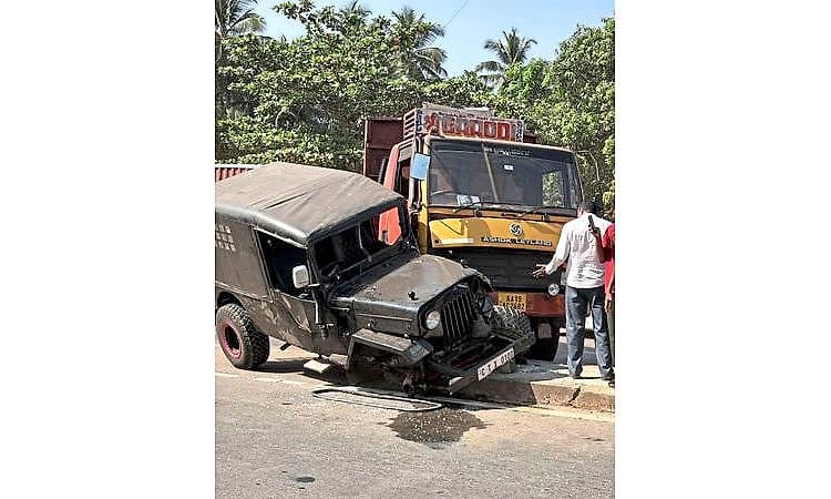 Mangaluru: ಚಾಲಕನ ನಿರ್ಲಕ್ಷ್ಯದಿಂದ ಜೀಪ್ ಗೆ ಢಿಕ್ಕಿ ಹೊಡೆದ ಲಾರಿ