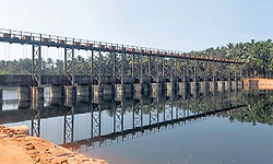 Hemmadi: ಆತ್ರಾಡಿ ಅಣೆಕಟ್ಟು: ನೀರು ಸೋರಿಕೆಗಿಲ್ಲ ತಡೆ