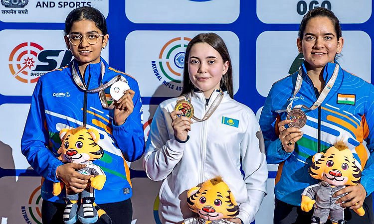 Asian Shooting: ಆಕೃತಿ ದಹಿಯಾಗೆ ಬೆಳ್ಳಿ