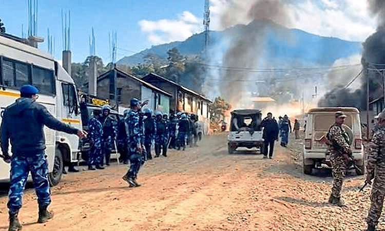 ಮಣಿಪುರ ಗಲಭೆ: 5 ದಿನ ಉಖ್ರುಲಲ್ಲಿ ಇಂಟರ್ನೆಟ್‌ ಸ್ಥಗಿತ, ನಿಷೇಧಾಜ್ಞೆ ಜಾರಿ