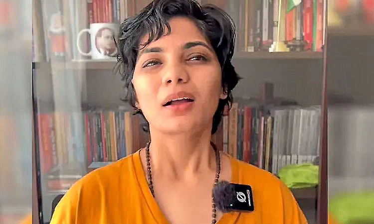 Comments on social media: SC grants anticipatory bail to folk singer Neha Singh Rathore