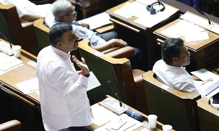 ಸದನದಲ್ಲಿ ಪ್ರಶ್ನೆ ಚೋರಿ: ಸರ್ಕಾರಕ್ಕೆ ಸುನೀಲ್ ಕುಮಾರ್ ತರಾಟೆ
