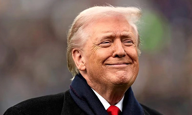 ಇರಾನಿ ಹಡಗುಗಳನ್ನು ವಶಪಡಿಸಿಕೊಳ್ಳುವ ಬದಲು ಮುಳುಗಿಸುವುದೇ ಮಜಾ!: ಟ್ರಂಪ್ ವಿವಾದಾತ್ಮಕ ಹೇಳಿಕೆ