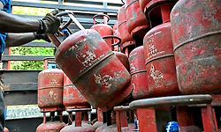 LPG Cylinder Shortage: ಹೊಟೇಲ್‌, ಕ್ಯಾಂಟೀನ್‌, ಕ್ಯಾಟರಿಂಗ್‌ ಉದ್ಯಮಕ್ಕೆ ಹೊಡೆತ ಸಾಧ್ಯತೆ