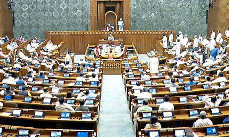 ಸ್ಪೀಕರ್‌ ಬಿರ್ಲಾ ಪದಚ್ಯುತಿ ನಿರ್ಣಯ ಲೋಕಸಭೆಯಲ್ಲಿ ಮಂಡನೆ: ಚರ್ಚೆ ಶುರು