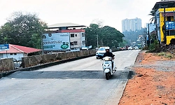 ಪಂಪ್‌ವೆಲ್‌-ಪಡೀಲ್‌ ಹೊಸ ರಸ್ತೆಗೆ ಅವೈಜ್ಞಾನಿಕ ಹಂಪ್ಸ್‌