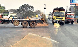 ಬೈಕಂಪಾಡಿ: ಅಂಡರ್‌ಪಾಸ್‌ಗೆ ಹೆಚ್ಚಿದ ಕೂಗು