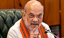 ಮಹಿಳೆಯರಿಗೆ 3,000 ಮಾಸಿಕ ನೆರವು, 6ತಿಂಗಳಲ್ಲಿ UCC ಜಾರಿ: ಬಂಗಾಳದ ಜನತೆಗೆ ಅಮಿತ್ ಶಾ ಭರವಸೆ