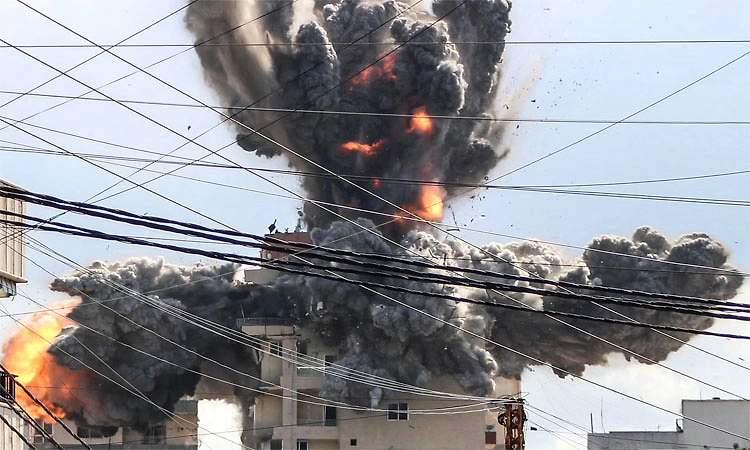 Israel: ಟ್ರಂಪ್‌ ಮನವಿಗೂ ಬಗ್ಗದ ನೆತನ್ಯಾಹು-ಲೆಬನಾನ್‌ ನಗರದ ಮೇಲೆ ಮತ್ತೆ ದಾಳಿ