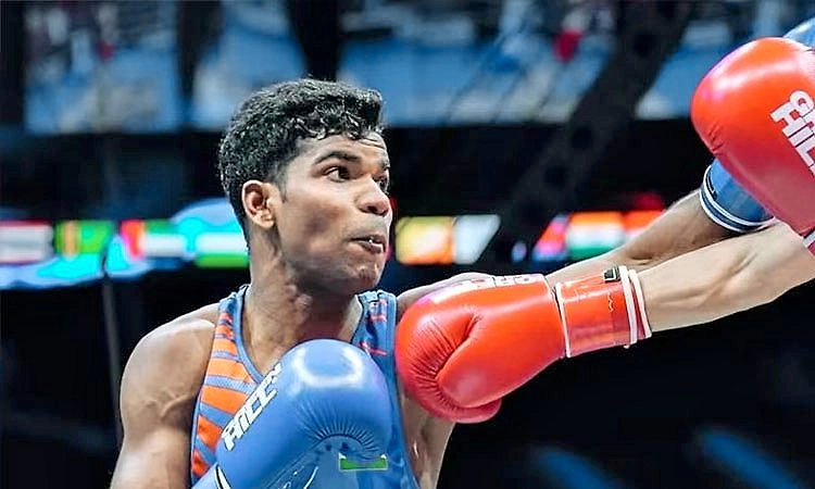 ಏಷ್ಯನ್‌ ಬಾಕ್ಸಿಂಗ್‌: ವಿಶ್ವನಾಥ್‌ಗೆ ಚಿನ್ನ   