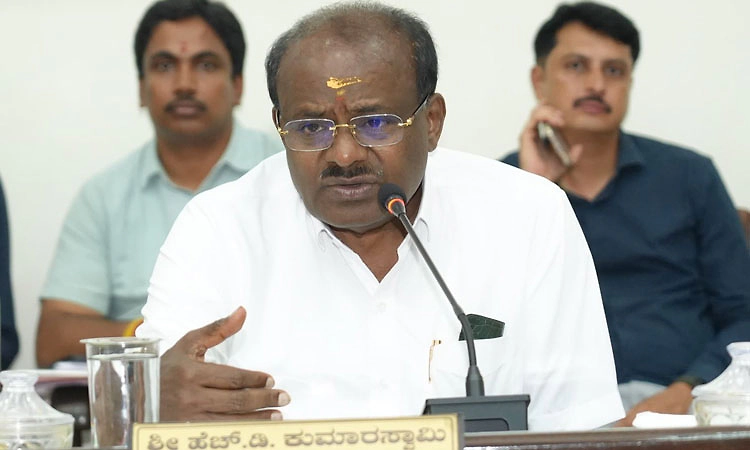 1999ರಲ್ಲಿ ಸಿದ್ದರಾಮಯ್ಯ ಚುನಾವಣೆ ಸೋತಾಗ ರಾಜಕೀಯ ಸಾಕೆಂದು ಕಣ್ಣೀರಿಟ್ಟಿದ್ದರು: ಎಚ್‌ಡಿಕೆ