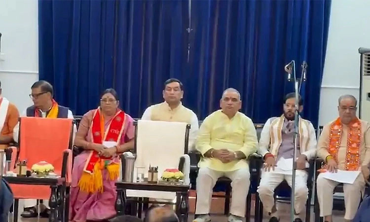 UP polls ahead: Yogi expands cabinet, inducts six new ministers