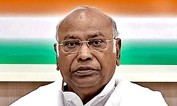 ಪ್ರವಾಹ ಪೀಡಿತ ನೇಪಾಳದೊಂದಿಗೆ ನಿಲ್ಲುವಂತೆ ಪ್ರಧಾನಿಗೆ ಪತ್ರ: ಮಲ್ಲಿಕಾರ್ಜುನ ಖರ್ಗೆ